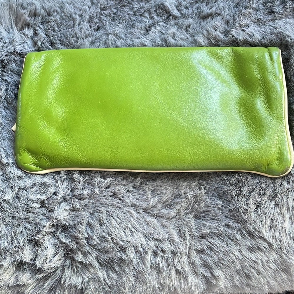 Kate spade ♠️ - Picture 2 of 3